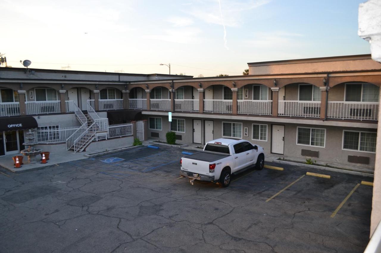 Bell Gardens Inn Los Angeles - Bell Gardens Eksteriør billede